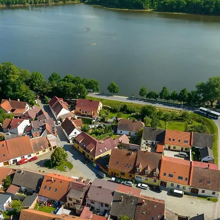 Kamenny Dvur Trebon