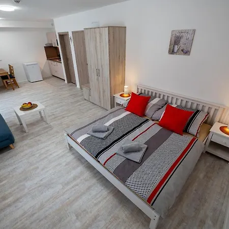 Kamenny Dvur Guest house *